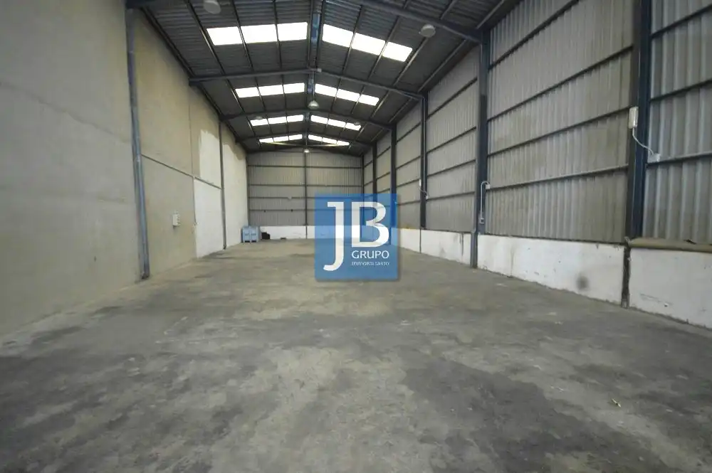 Industrial buildings for rent in Calle Vial 1, Novelé / Novetlè