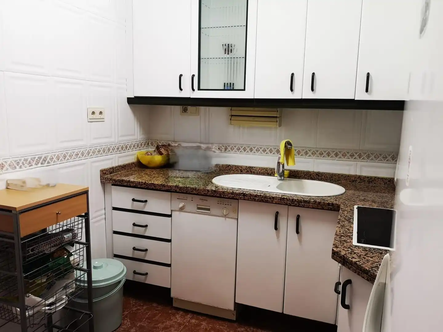 Kitchen of Flat for share in Granada