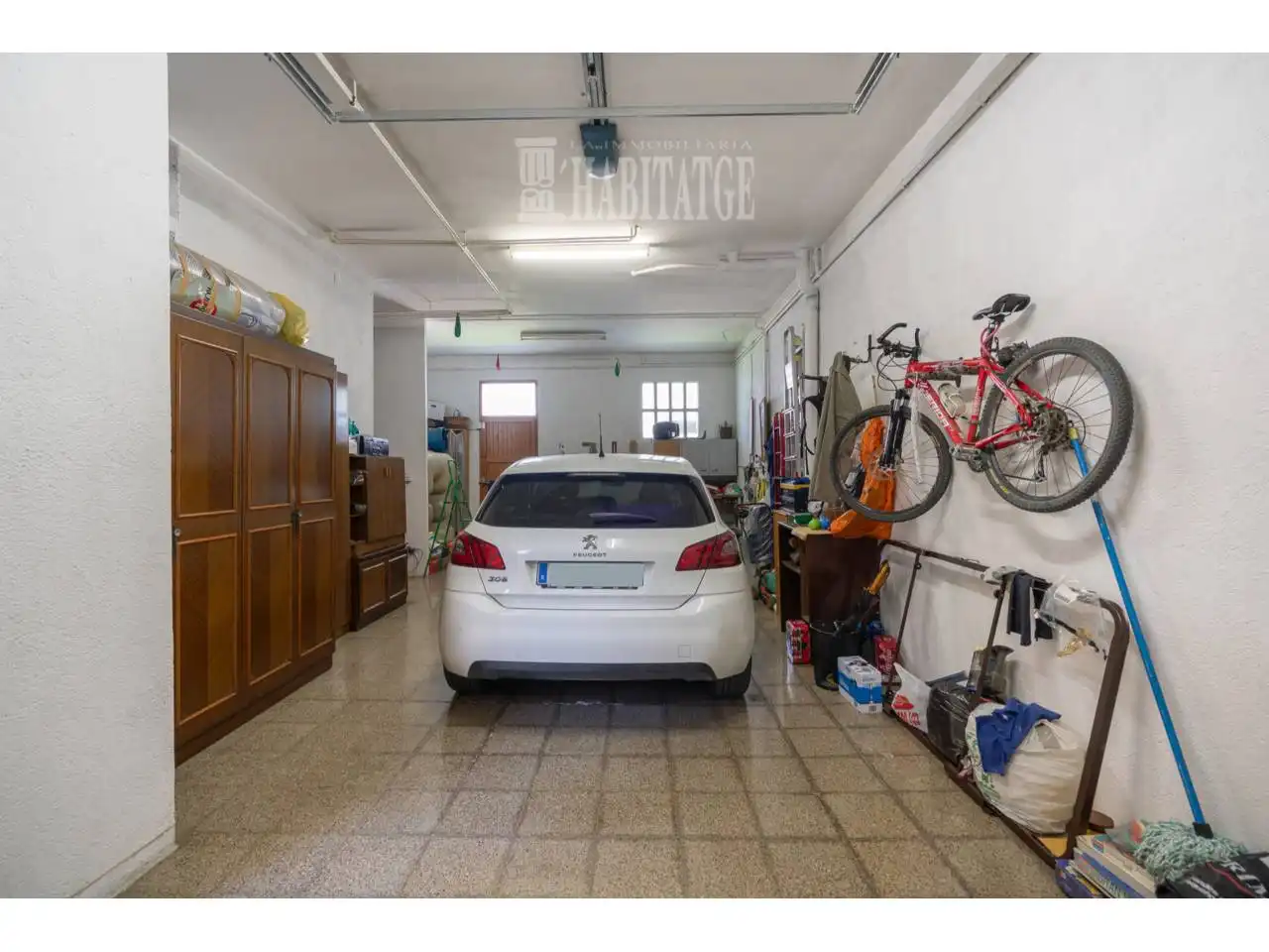 Parking de Casa o chalet en venta en Manlleu con Calefacción y Terraza