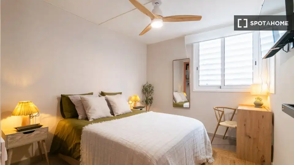 Room in La Maternitat i Sant Ramon
