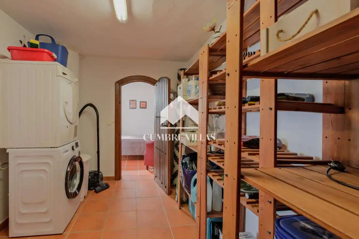 Casa o xalet en venda en Almuñécar amb Jardí privat, Terrassa i Traster