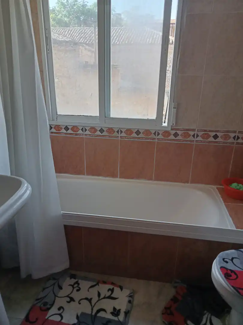 Bany de Pis en venda en Ocaña amb Aire condicionat, Moblat i Forn