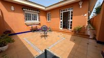 Exterior view of House or chalet for sale in El Puerto de Santa María  with Heating and Private garden