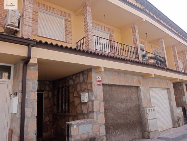 Casa adosada en Venta en Sotillo de la Adrada