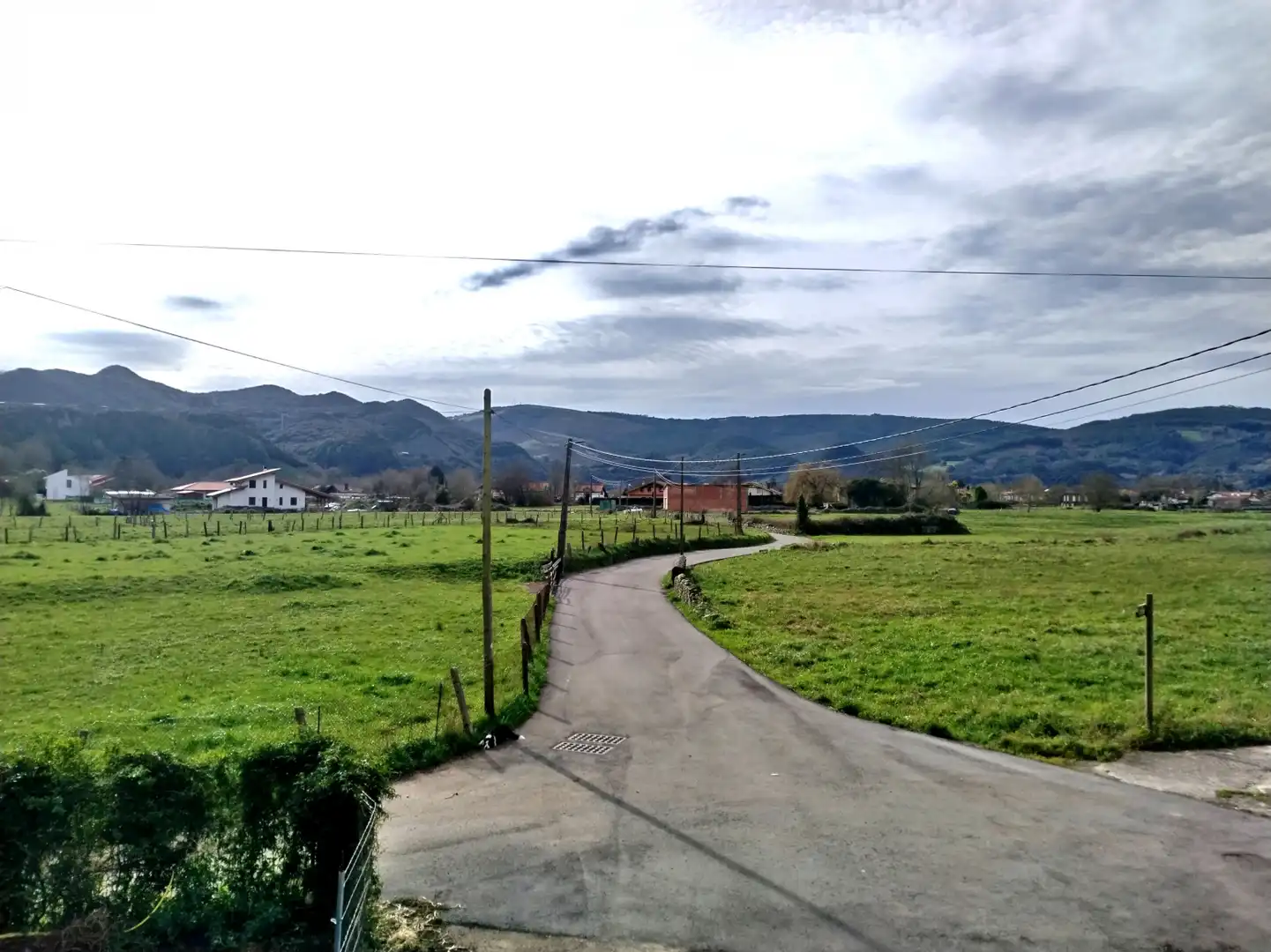 Casa adosada en venta en Isequilla - BARRIO ISEQUILLA, 9, Liendo