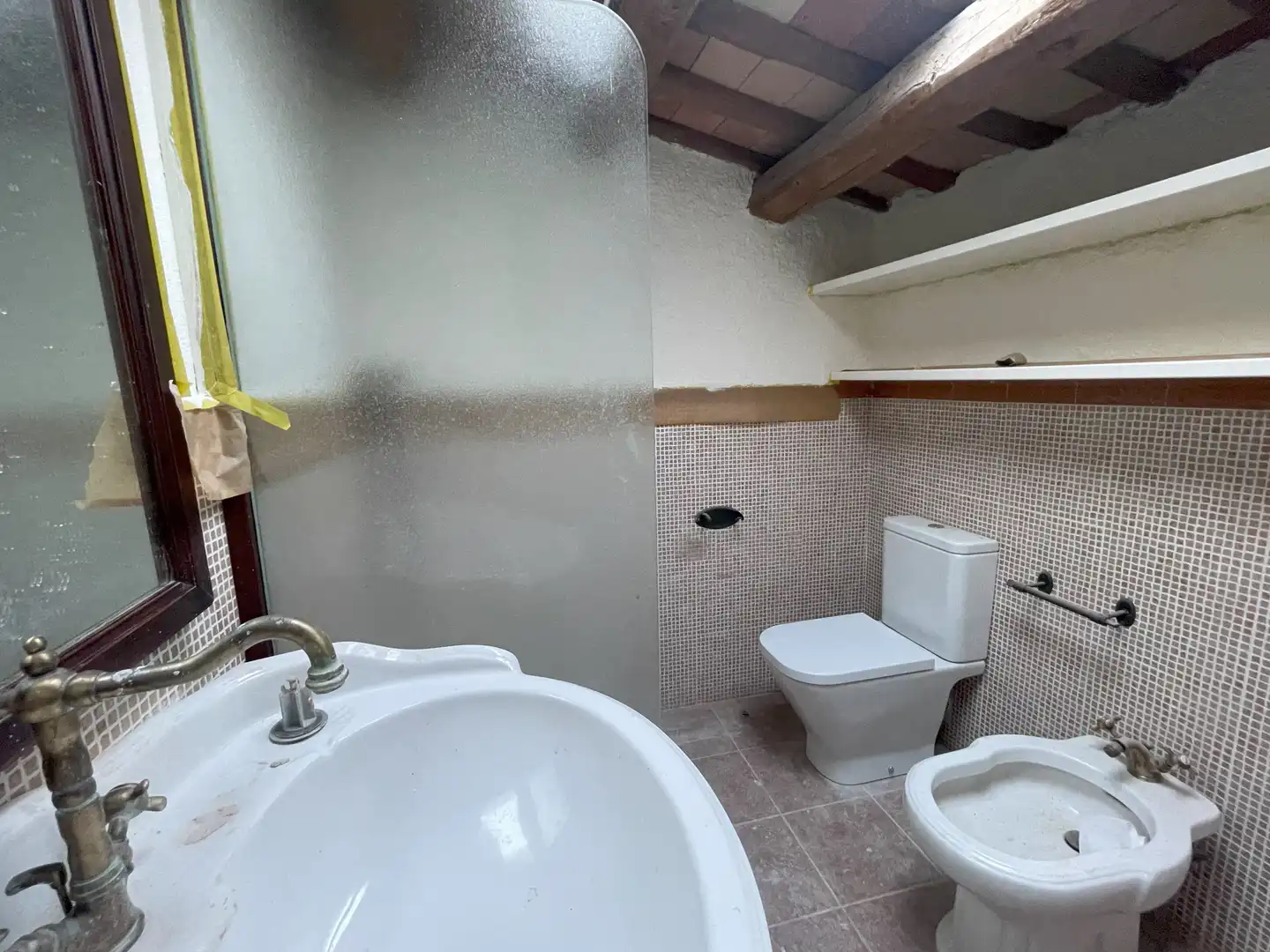 Baño de Finca rústica en venta en Quart con Calefacción, Jardín privado y Parquet