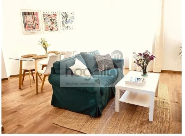 Living room of Planta baja to rent in  Sevilla Capital  with Air Conditioner and Furnished
