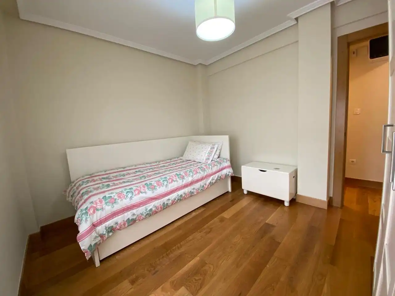Schlafzimmer von Wohnung zum Verkauf in Durango mit Heizung
