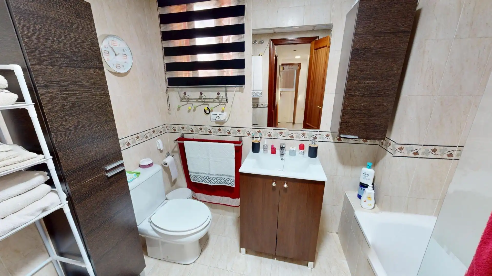 Baño de Piso en venta en Alcalá de Guadaira con Aire acondicionado, Calefacción y Jardín privado