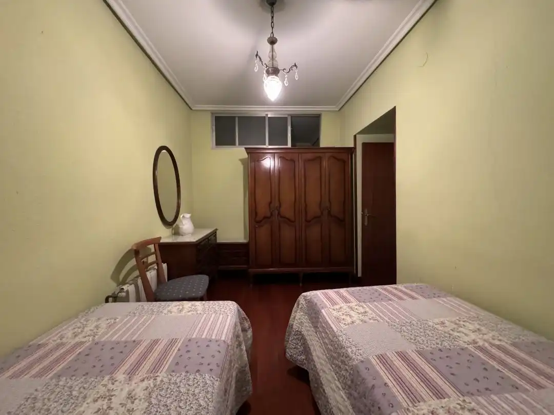 Habitación de Piso en venta en Bergara con Calefacción, Jardín privado y Amueblado