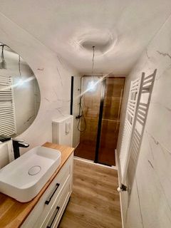 Baño de Piso de alquiler en León Capital  con Calefacción, Parquet y Horno