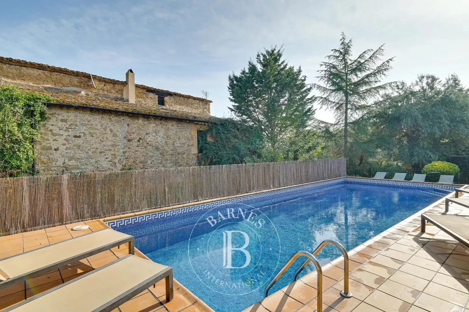 Piscina de Finca rústica en venda en Ullastret amb Aire condicionat, Calefacció i Terrassa