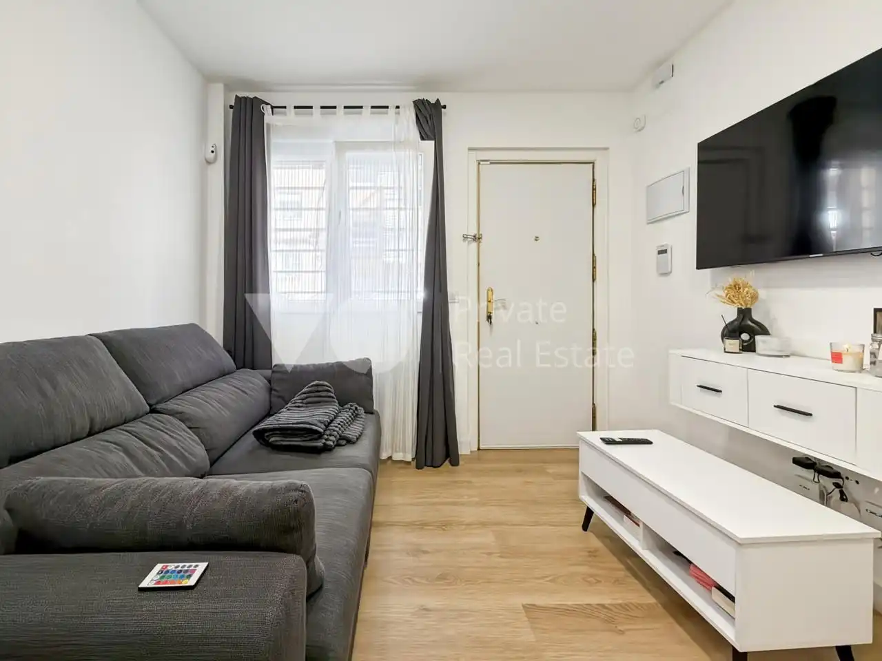 Ground floor for sale in Calle del Concilio