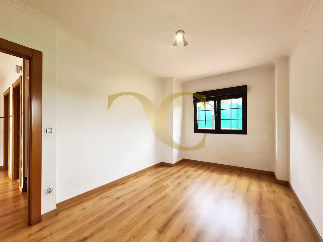 Casa o chalet en venta en Gijón  con Calefacción, Jardín privado y Balcón