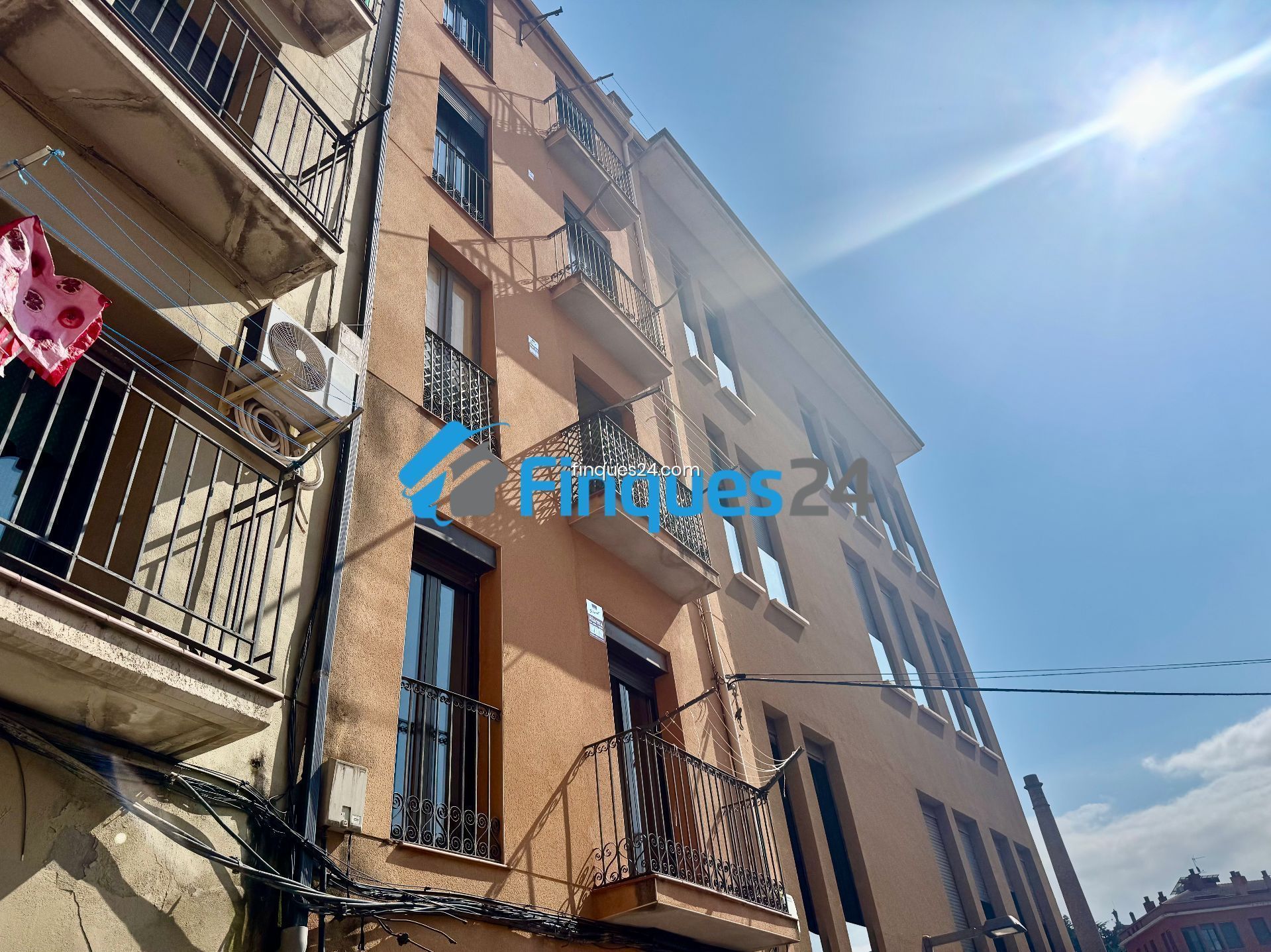Exterior view of Building for sale in Manresa