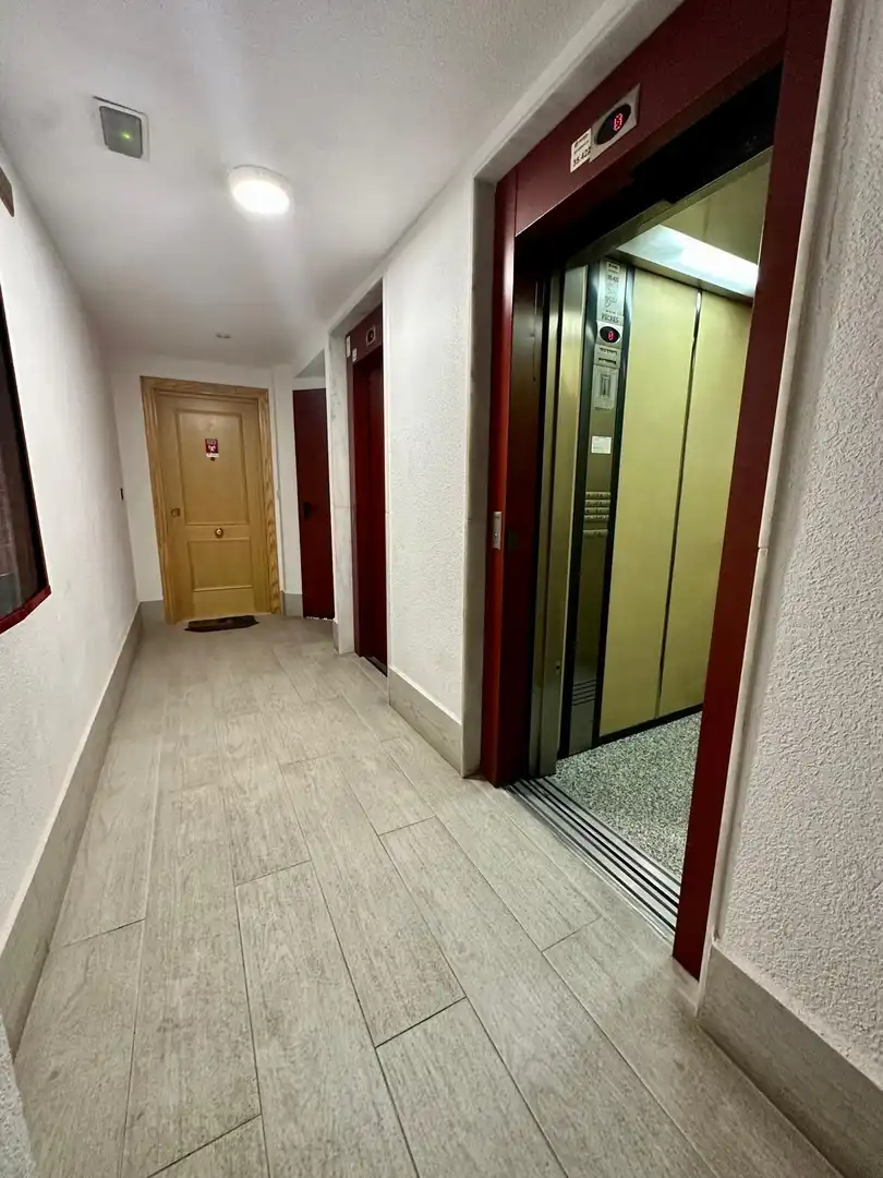 Penthouse with terrace for sale in Calle Almudena, imagen 39