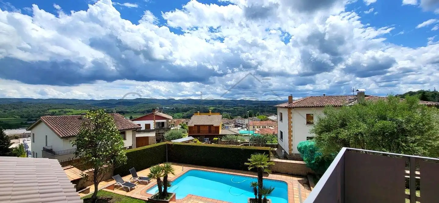 Piscina de Casa o chalet en venta en Olost con Jardín privado, Terraza y Piscina