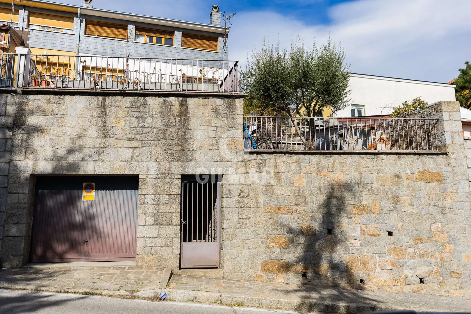 Exterior view of Detached homes for sale in San Lorenzo de El Escorial  with Private garden
