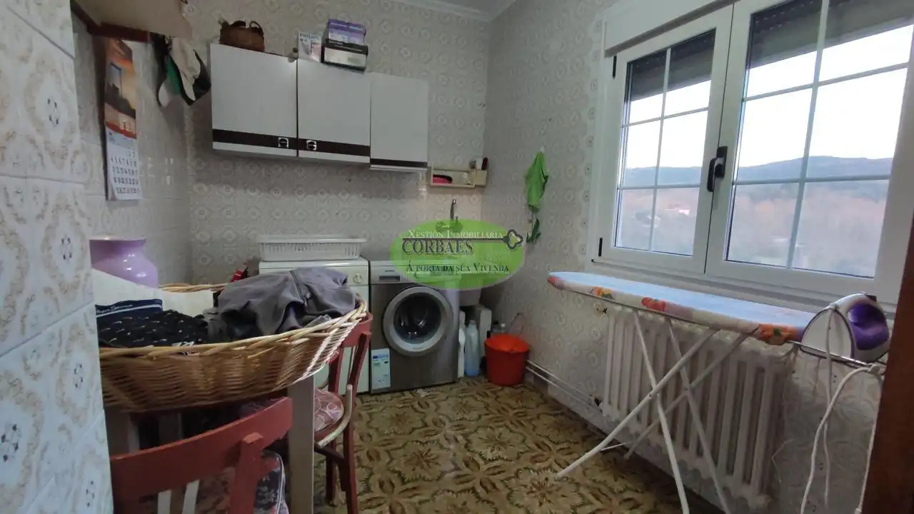Cuina de Casa o xalet en venda en Paderne de Allariz amb Calefacció, Jardí privat i Parquet