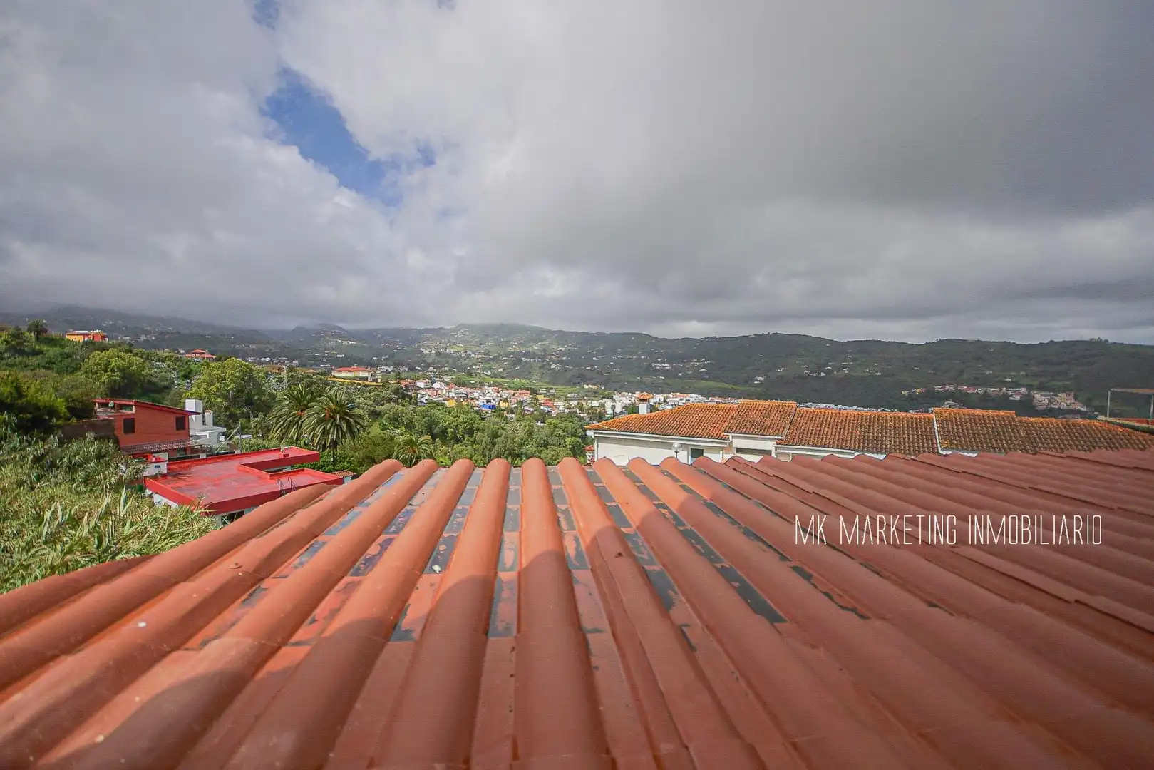 Vista exterior de Casa adosada en venda en Santa Brígida amb Aire condicionat, Parquet i Terrassa