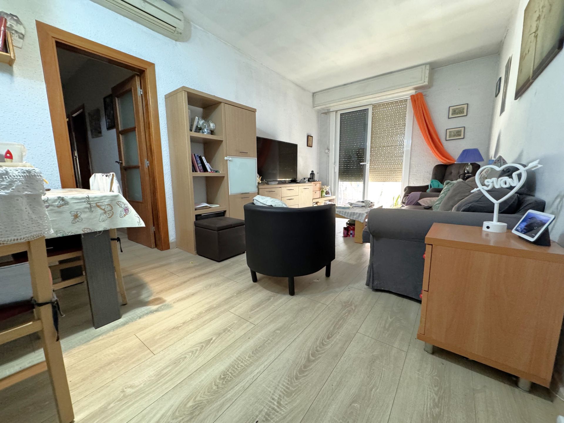 Sala de estar de Piso en venta en  Barcelona Capital con Aire acondicionado