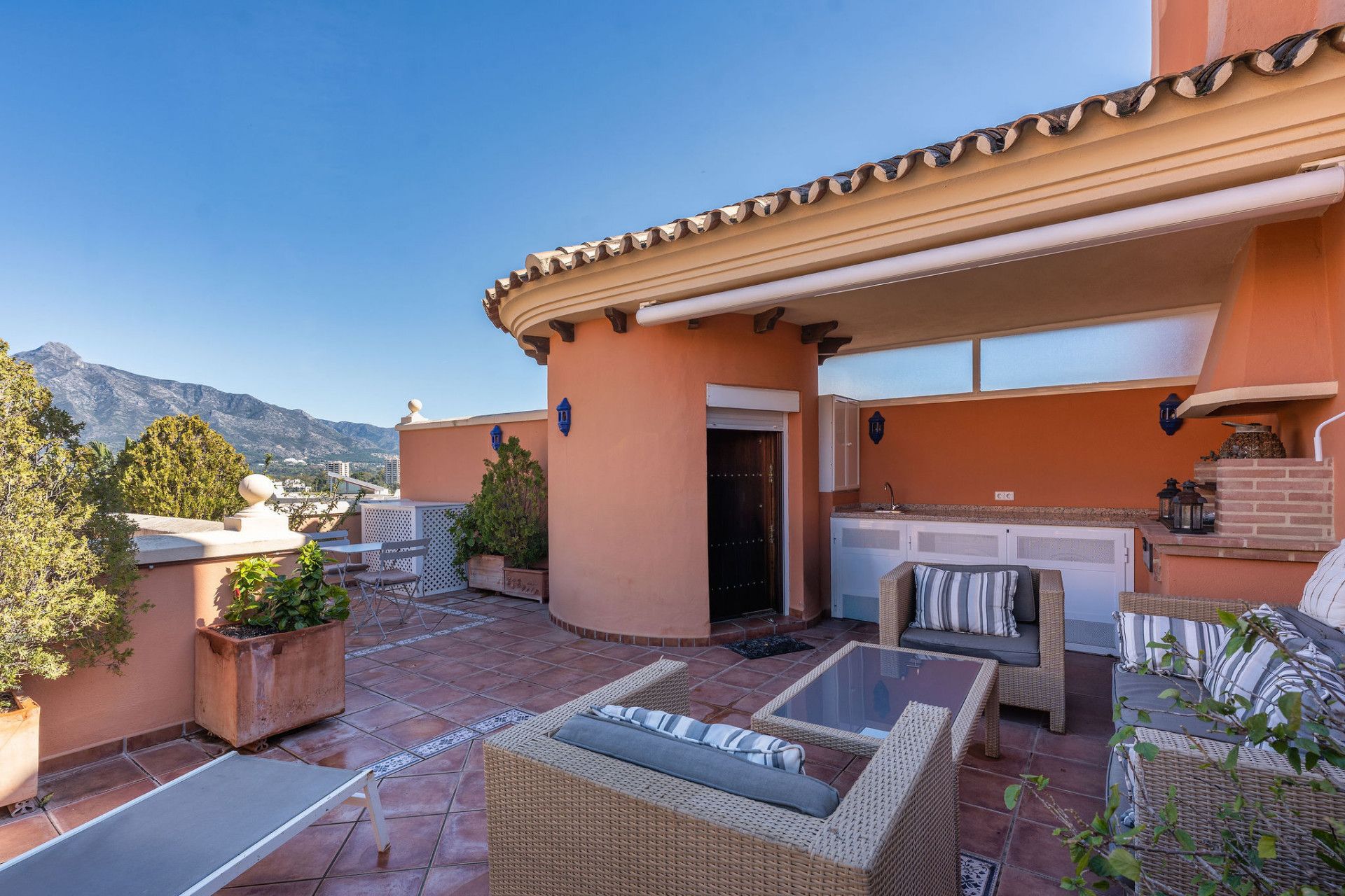 Ático en venta en Nueva Andalucía centro, Nueva Andalucía