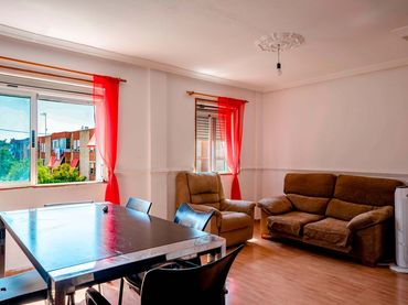 Piso en venta en Maestro Rosillo