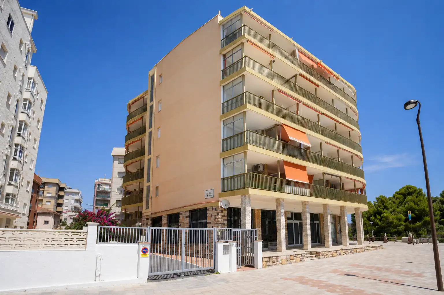 Apartamento con ascensor en venta en Passeig Maritim 116