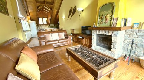 Foto 3 de Casa adosada en venta en Calle la Fuente, Sahún, Huesca