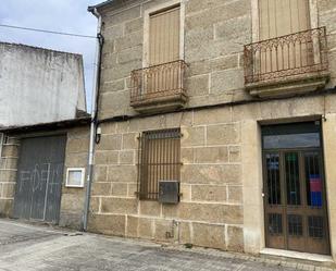 Vista exterior de Local en venda en Monterrei