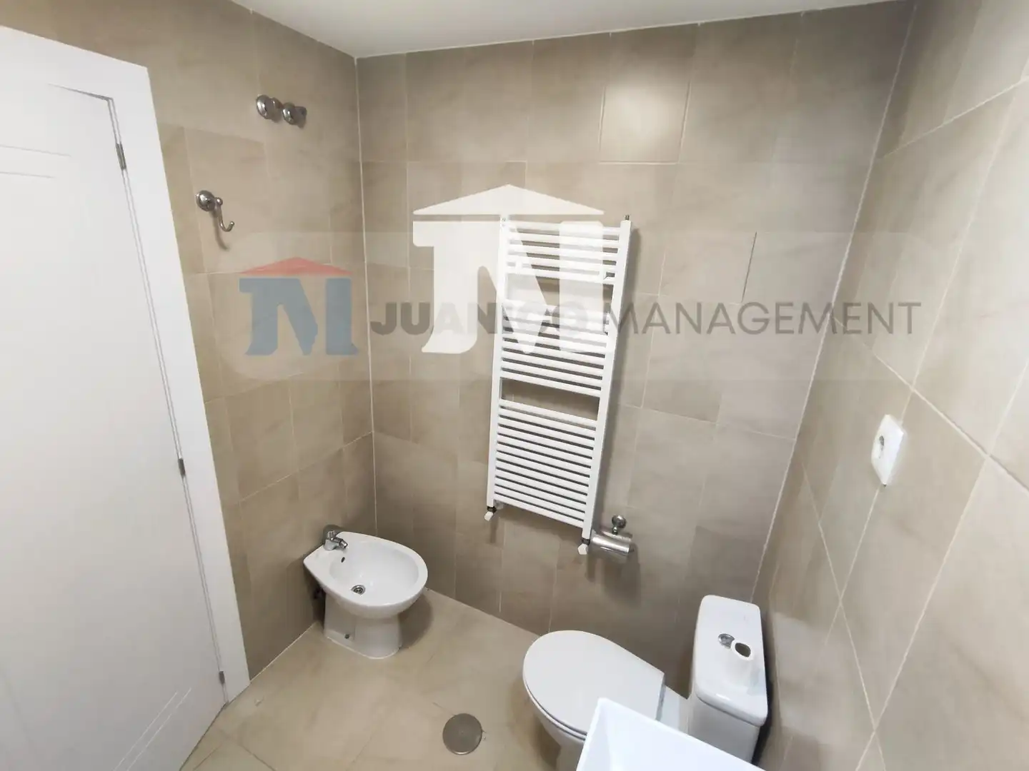 Baño de Ático en venta en Murcia con Aire acondicionado, Terraza y Trastero