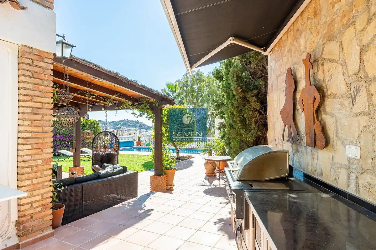 Terrace of Houses for rent in Almuñécar  with Air Conditioner, Heating and Private garden