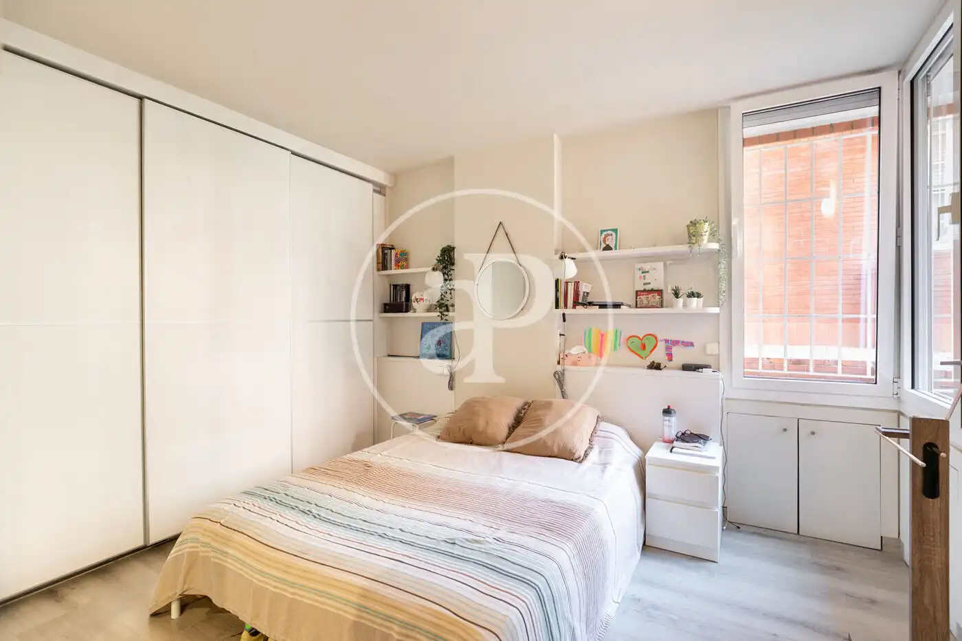 Habitación de Piso en venta en Barcelona con Aire acondicionado, Calefacción y Jardín privado