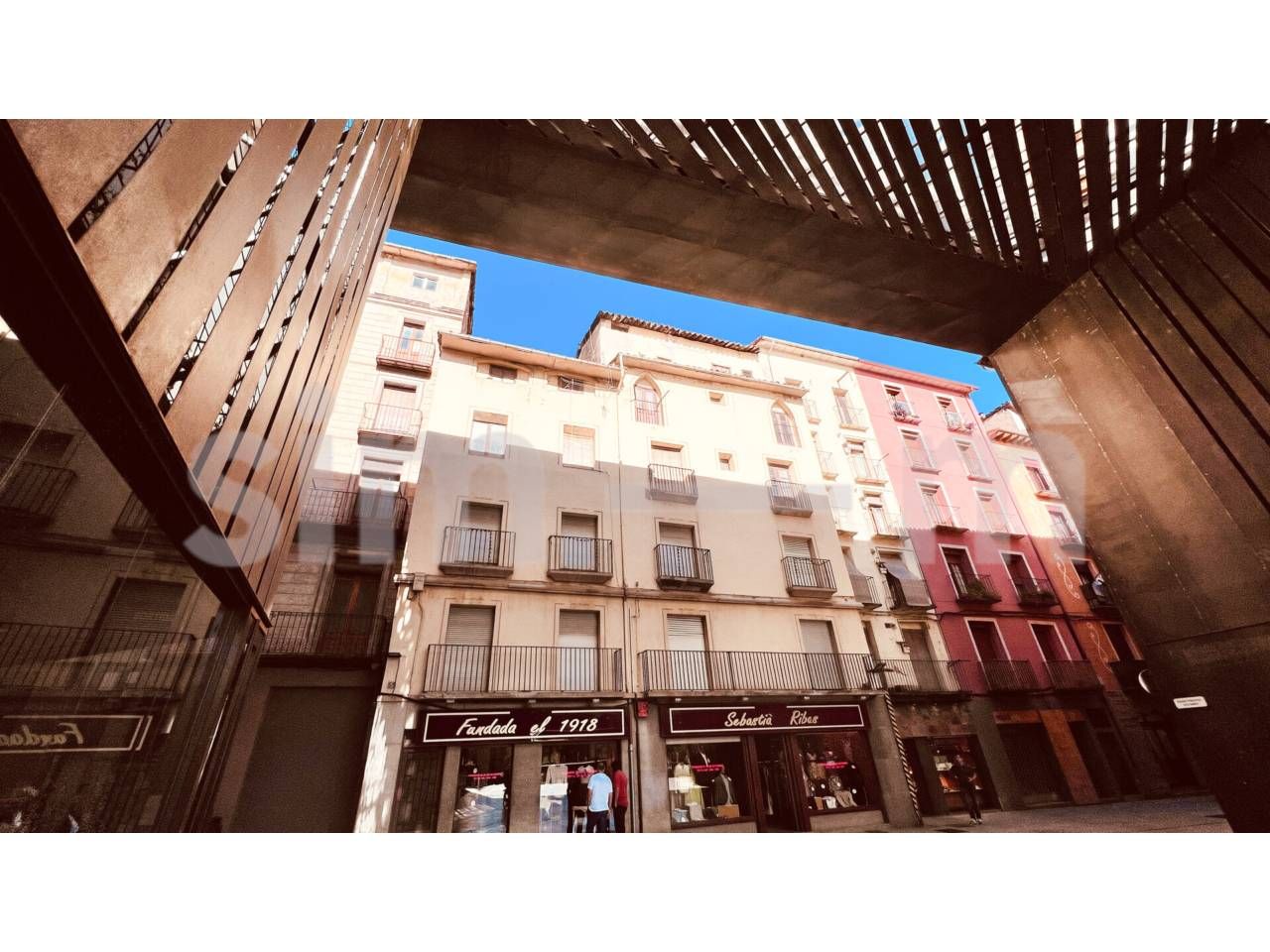 Exterior view of Building for sale in Ripoll