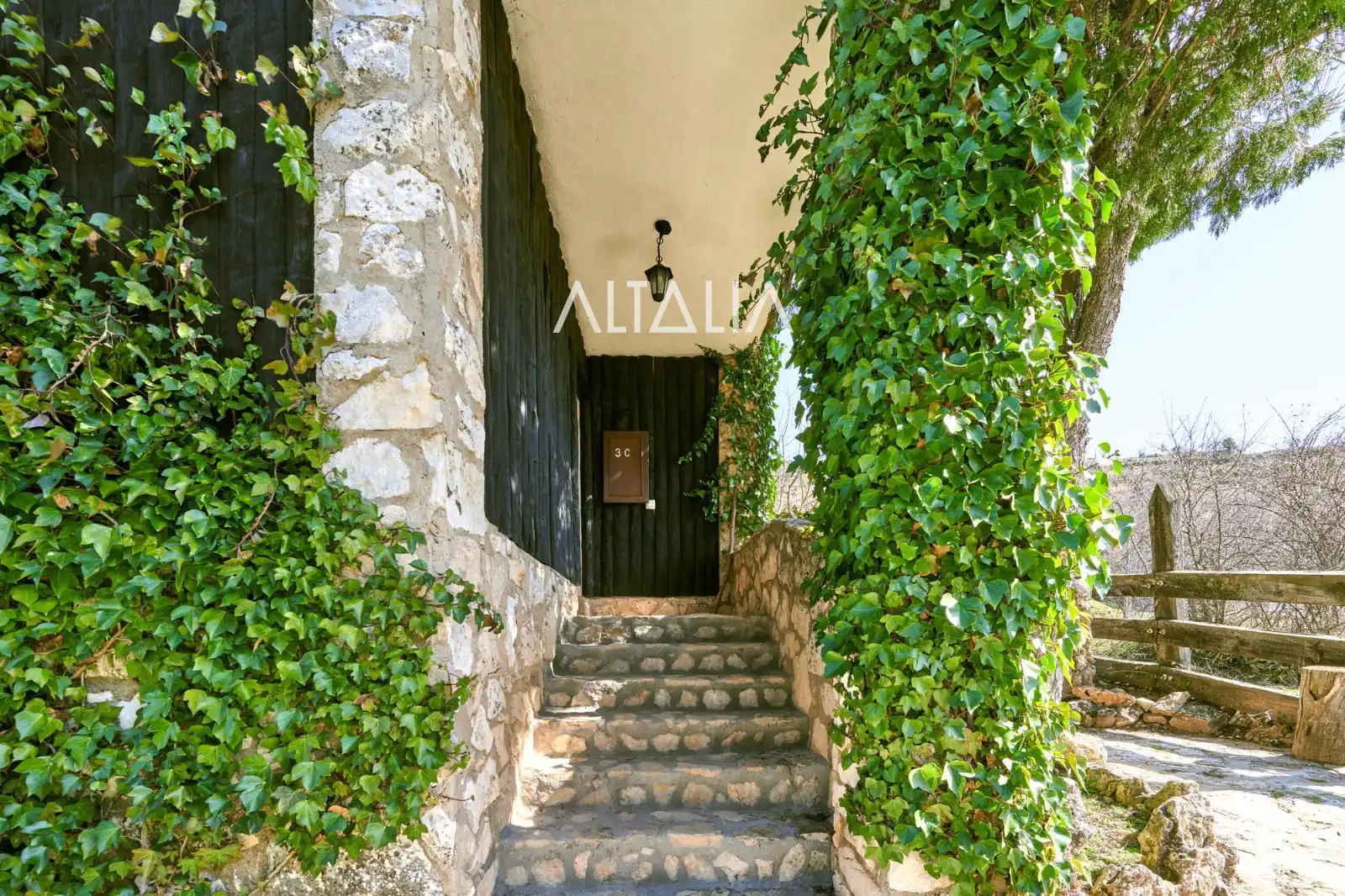 Buildings for sale in Las Majadas  