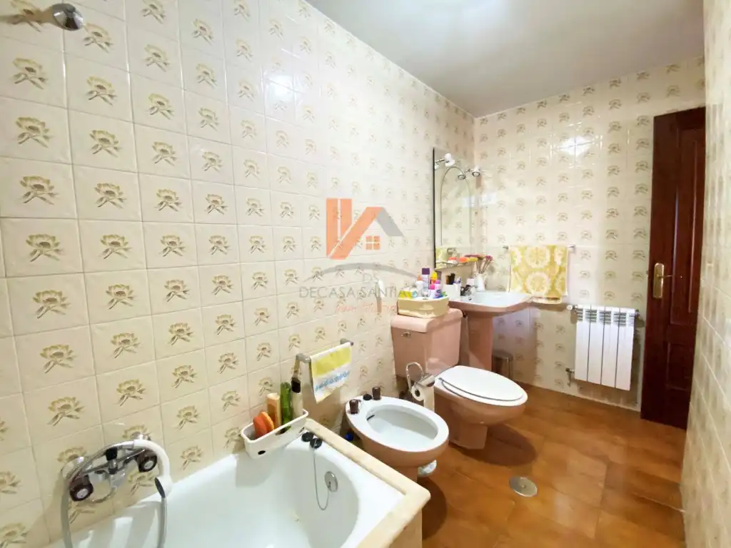 Baño de Casa o chalet en venta en Parroquias de Santiago