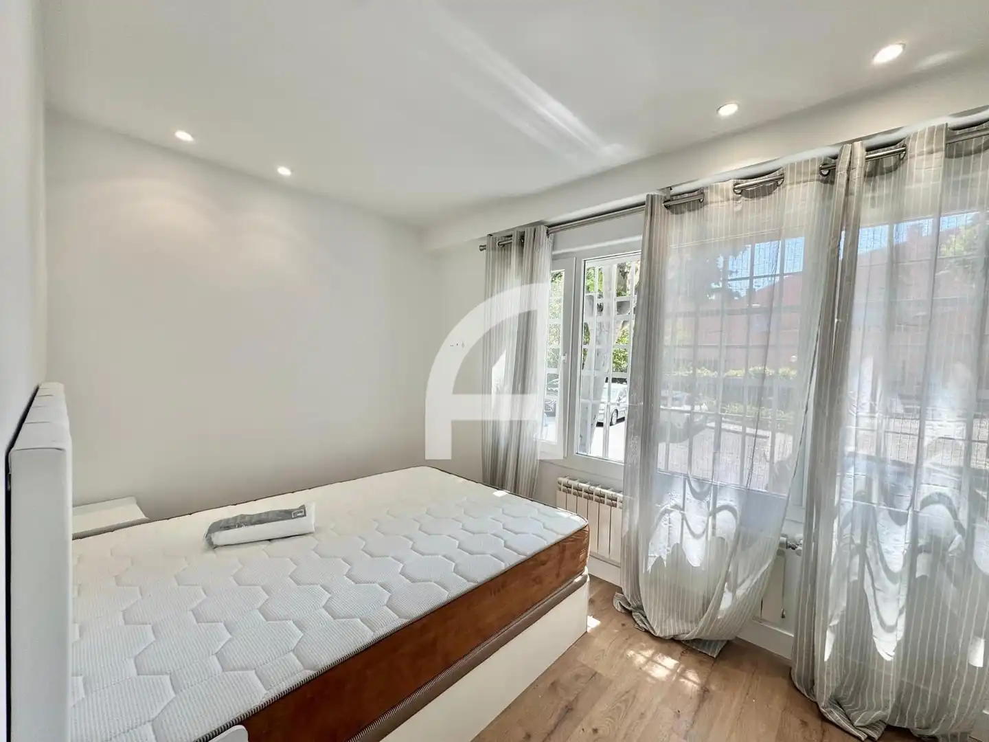 Bedroom of Flat for rent in Madrid  with Air Conditioner, Heating and Furnished