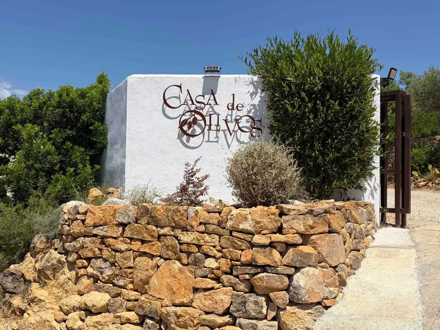 Vista exterior de Finca rústica en venda en Traiguera amb Jardí privat, Piscina i Moblat