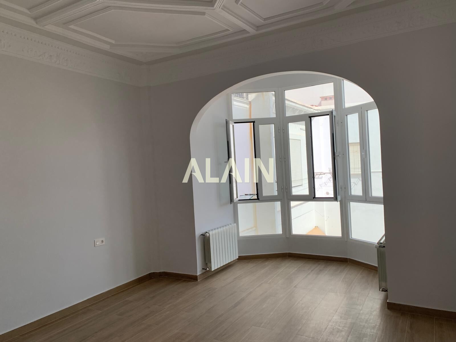 Bedroom of Flat for sale in  Valencia Capital  with Air Conditioner