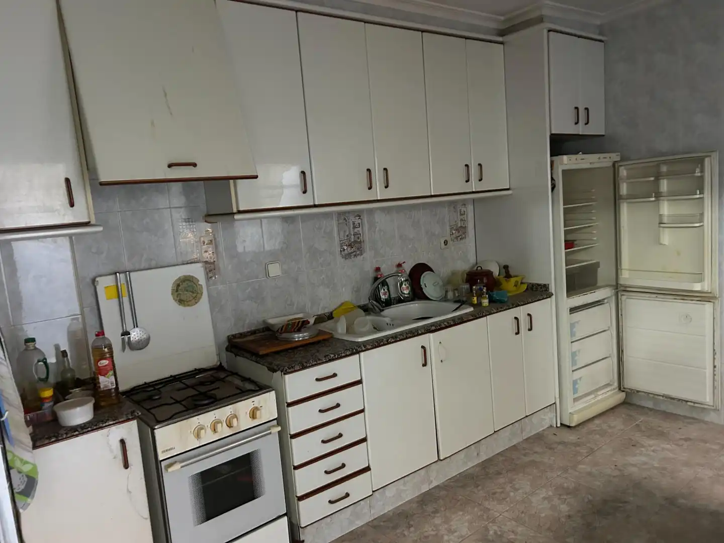Cocina de Edificio en venta en Sagunto / Sagunt
