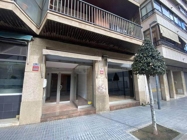 Local comercial en Alquiler en Santa Joaquina de Vedruna, 10 en Port - Horta de Santa María