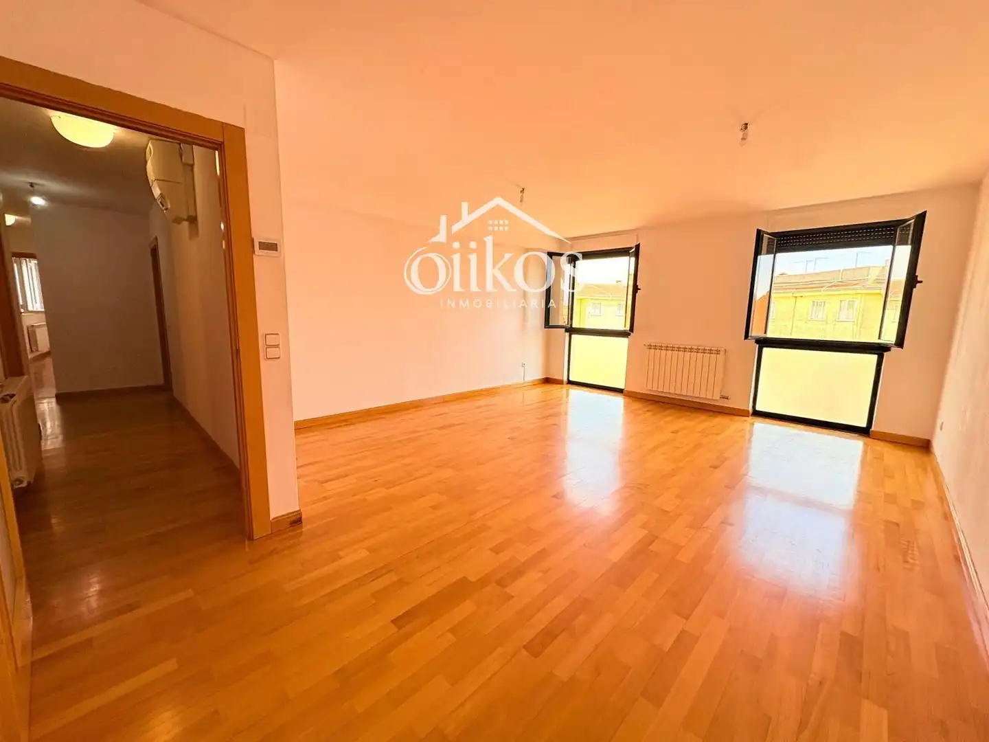 Flat with lift for sale in Villares de la Reina, imagen 2