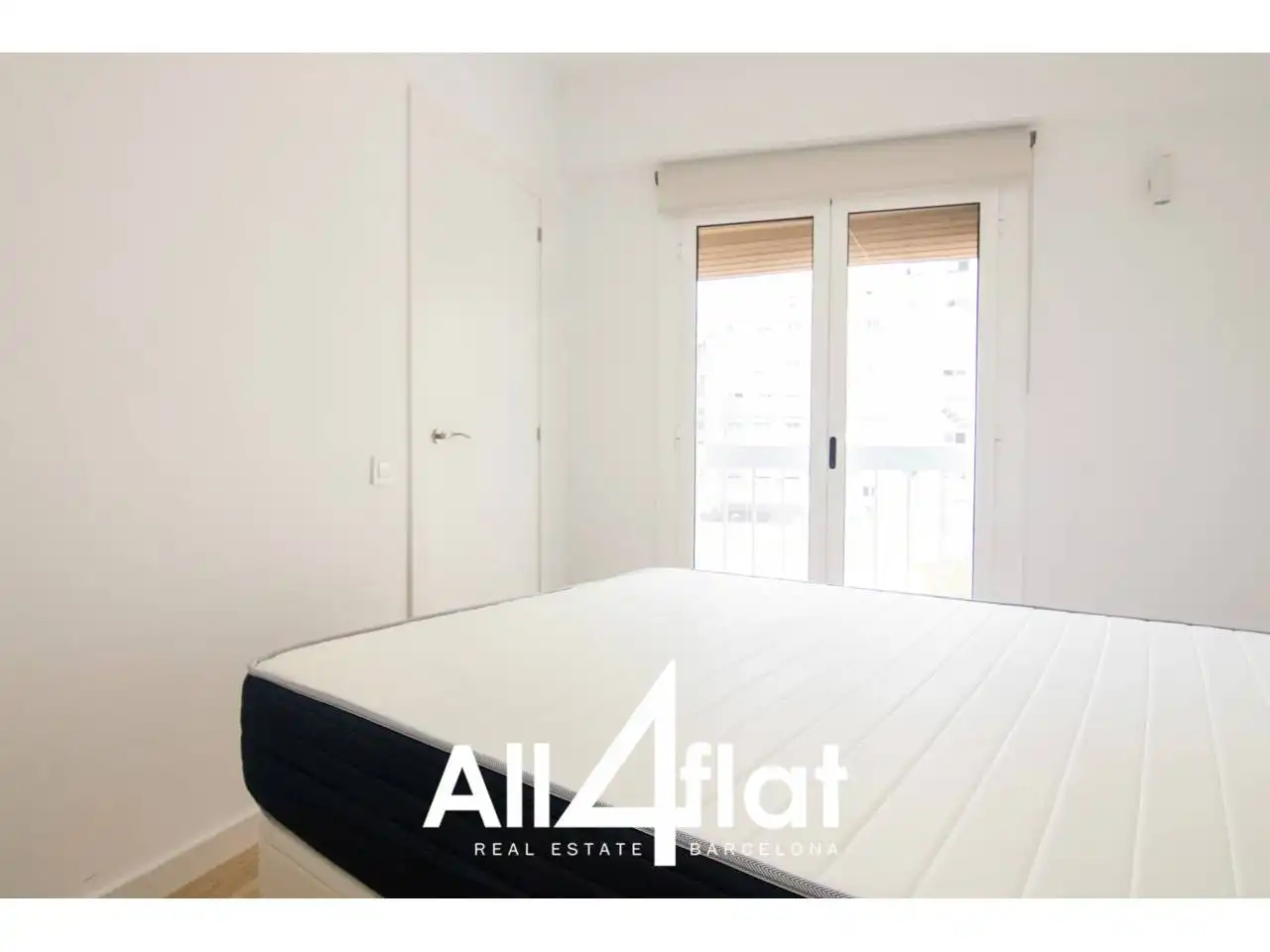 Habitación de Estudio de alquiler en Barcelona con Aire acondicionado, Calefacción y Parquet
