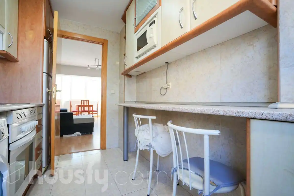 Cuina de Pis en venda en Madrid amb Calefacció, Parquet i Moblat