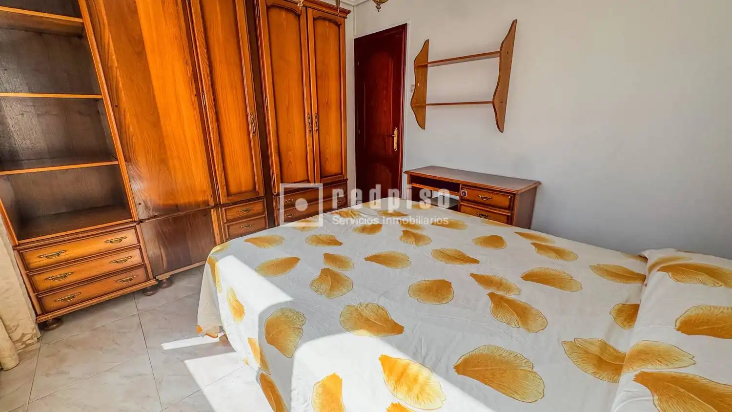 Habitación de Piso en venta en Ferrol con Amueblado
