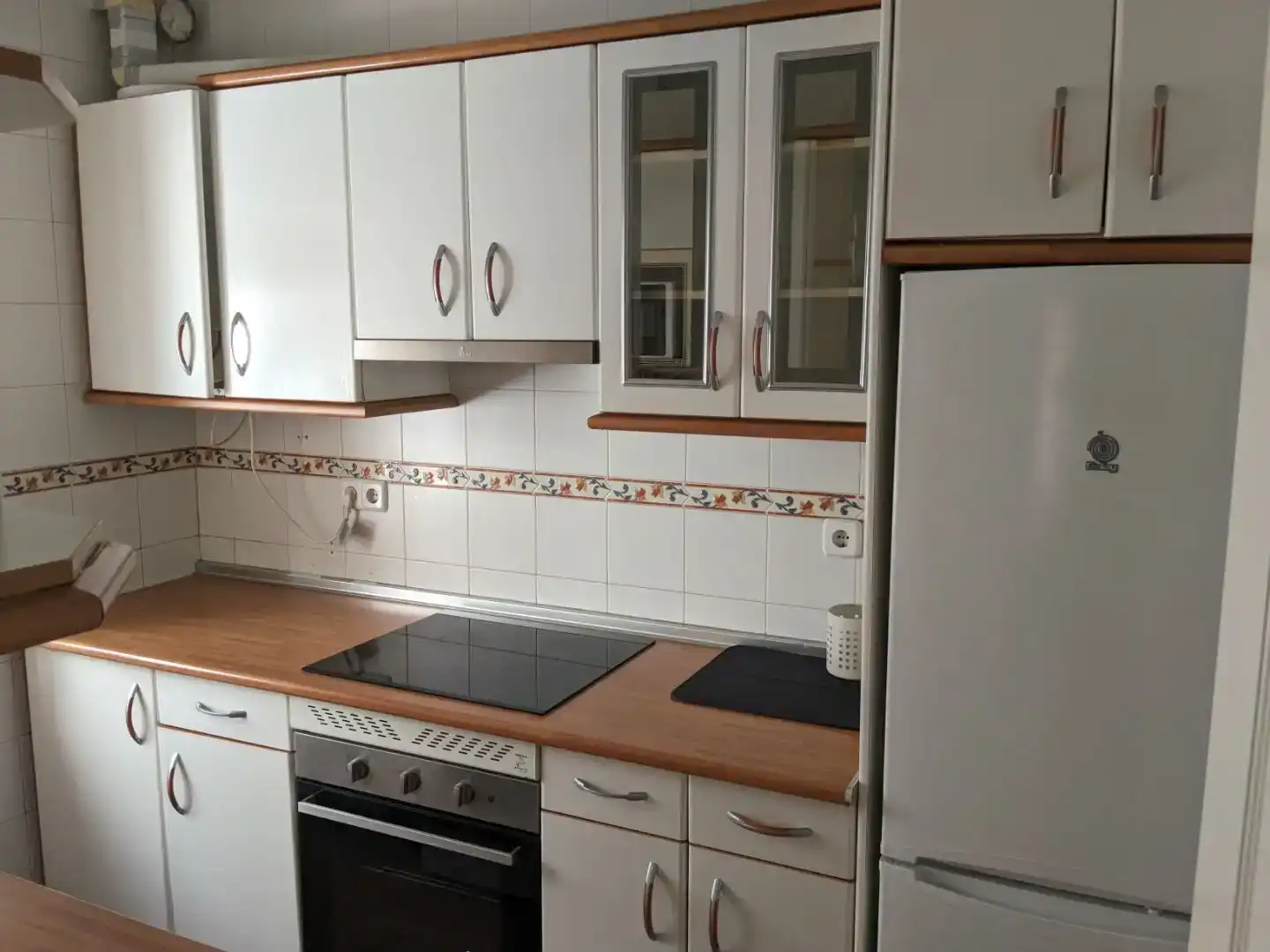 Küche von Wohnung zur Miete in  Madrid Capital mit Klimaanlage und Balkon