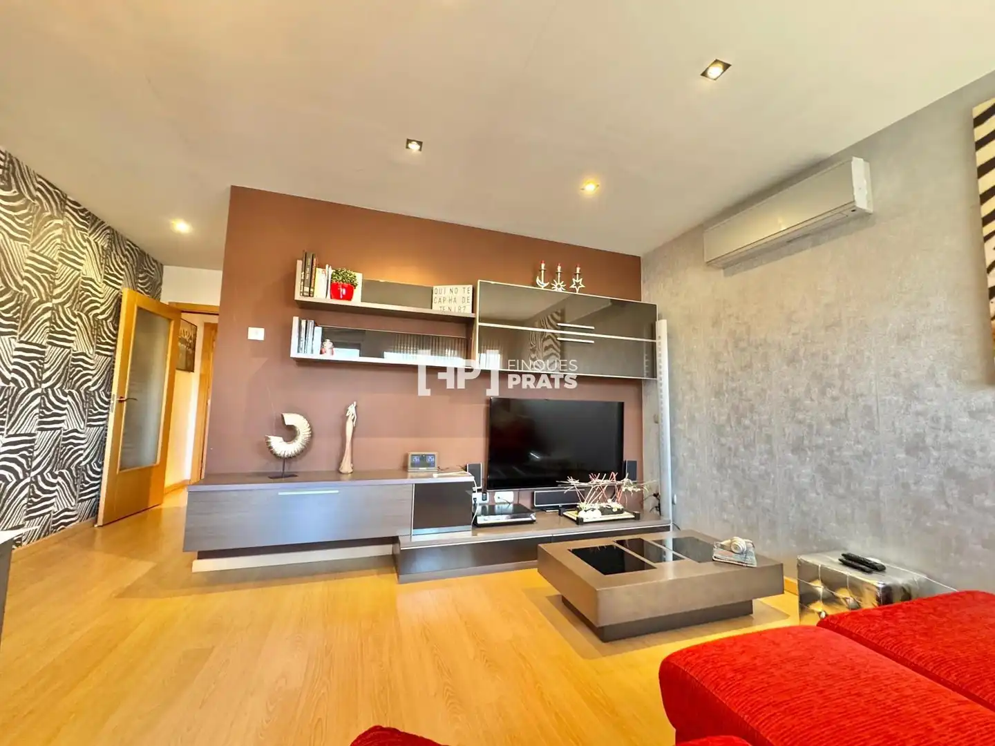Living room of Duplexes for sale in Rosselló  with Air Conditioner, Heating and Terrace