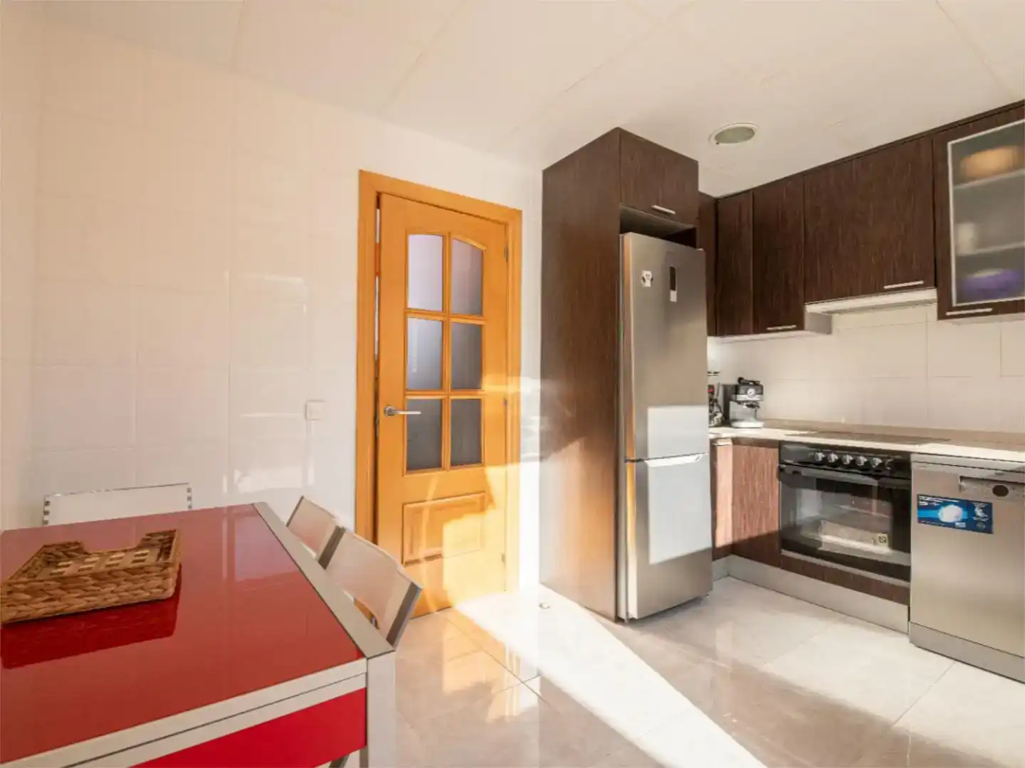 Kitchen of Houses for sale in Roda de Berà  with Swimming Pool and Balcony