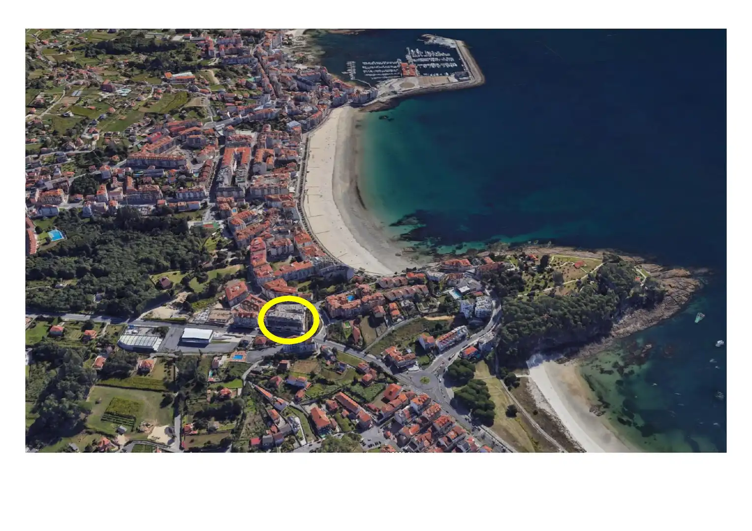 Vista exterior de Apartament en venda en Sanxenxo amb Calefacció, Parquet i Terrassa