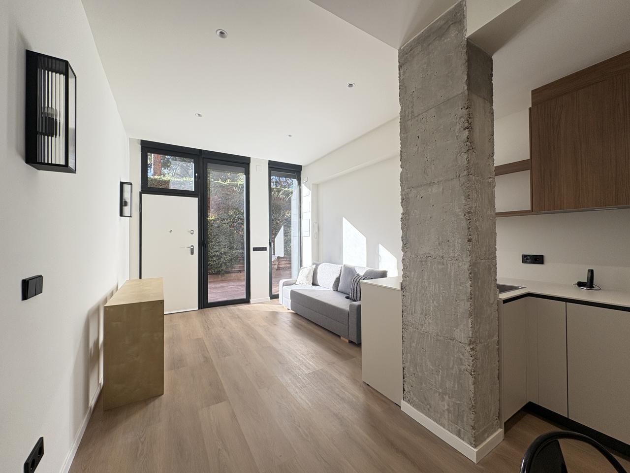 Living room of Planta baja to rent in  Madrid Capital  with Air Conditioner, Heating and Furnished